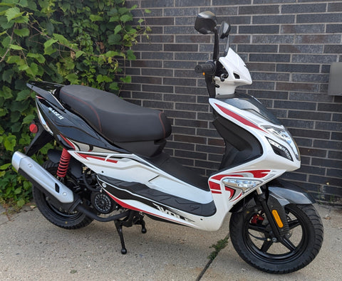 2023 Wolf Brand Scooter | Blaze II 150cc | White | $1,899